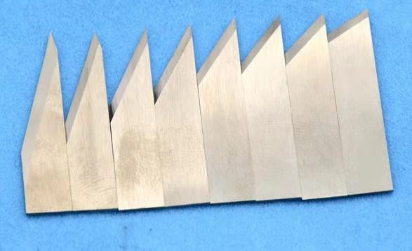 knife cutting