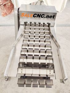 เครื่องตัดทองม้วน Crispy Rolls Slitting Machine 3