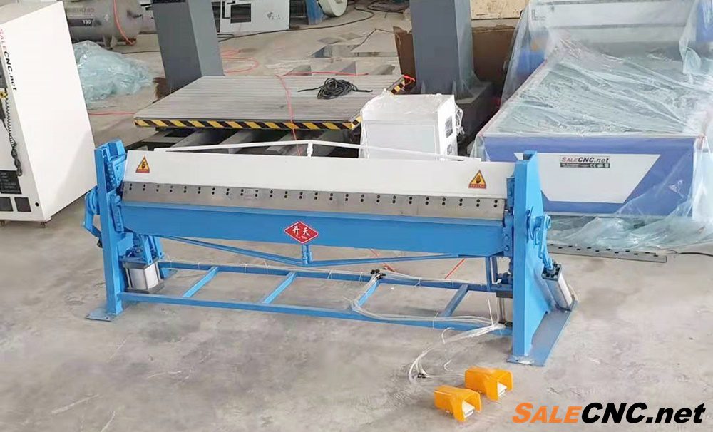 เครื่องพับเหล็ก ระบบนิวเมติกส์ Pneumatic ยาว 2500mmหนา 1.5mm 10
